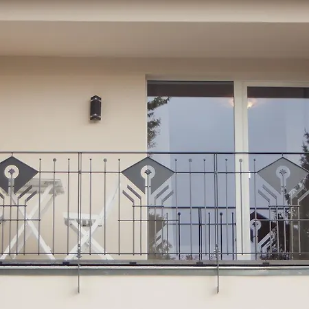 Konukevi Cafe Hehrlich - Cafe, & Mehr