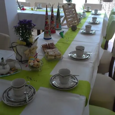 Konukevi Cafe Hehrlich - Cafe, & Mehr